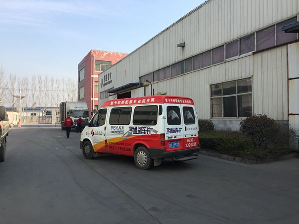 我們打造一支專業(yè)的物流團(tuán)隊(duì)只為保證您的隨時(shí)所需(圖2)