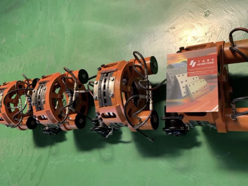 慶祝我廠成功研制新型制動(dòng)系統(tǒng)(圖1)